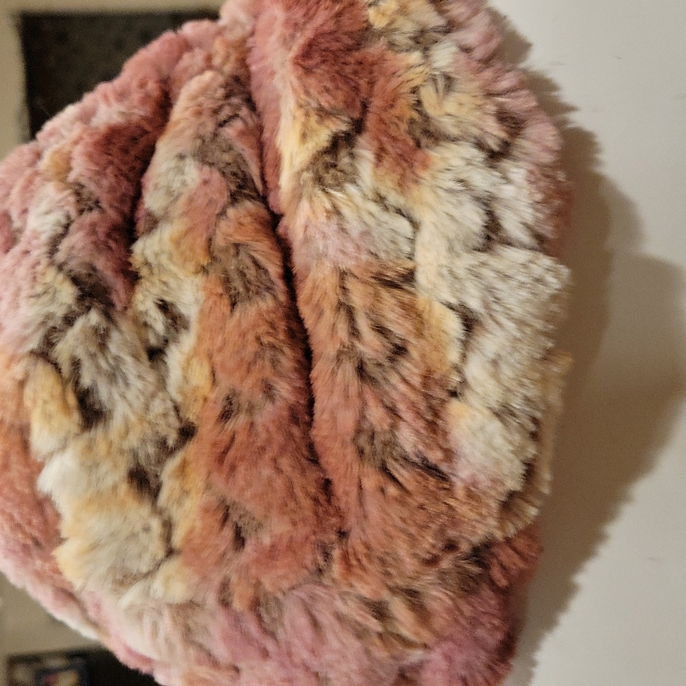 Anthropologie Remy  faux fur stole scarf - Picture 5 of 11